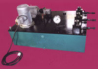 ��·���߉��ͱ�